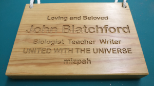 picture of wooden memorial plaque
